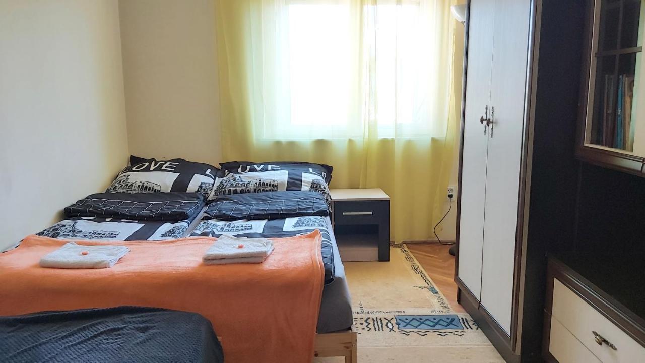 Tisza-Parti Napfeny Apartman Segedín Exteriér fotografie